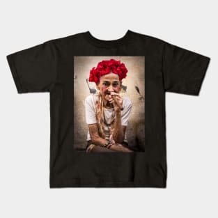 Old cigar woman Kids T-Shirt